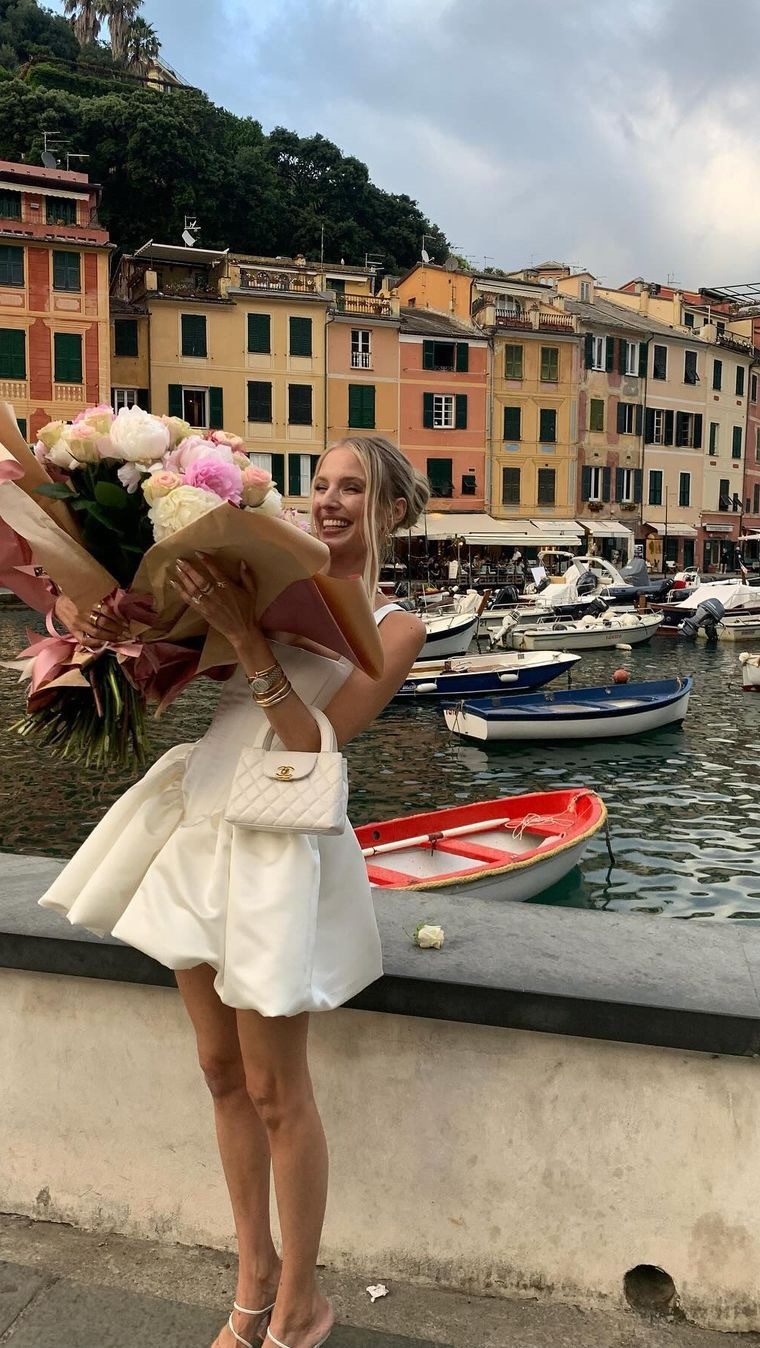 Instagram post from itsmoreabout. This post is in position 5.