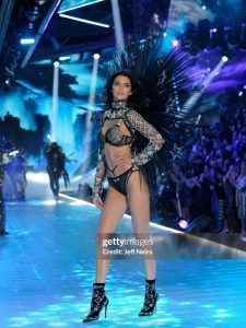 El regreso del desfile de Victoria's Secret: un icono de la moda renace